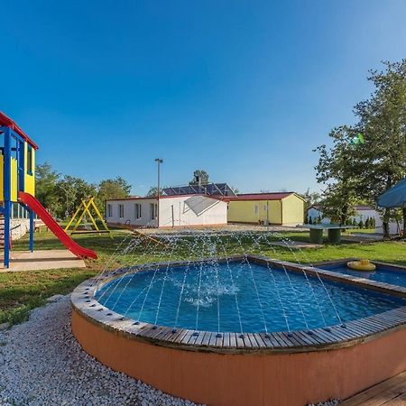 Holiday Park Village Jelovci Kringa Exteriör bild