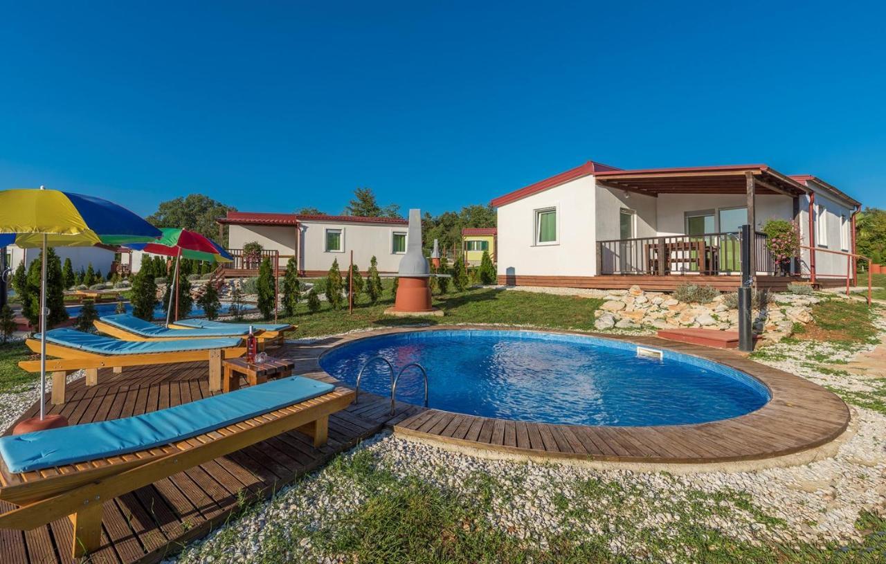 Holiday Park Village Jelovci Kringa Exteriör bild