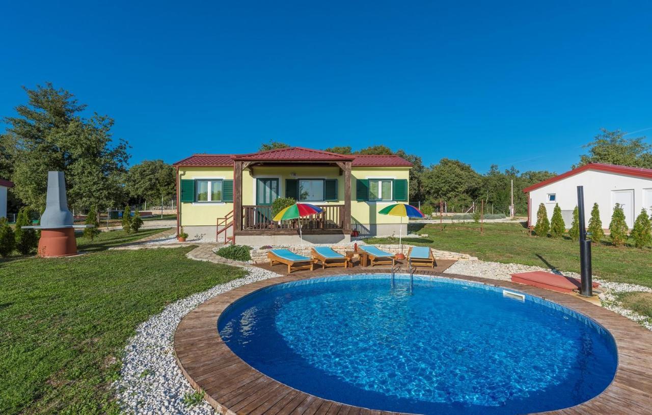 Holiday Park Village Jelovci Kringa Exteriör bild