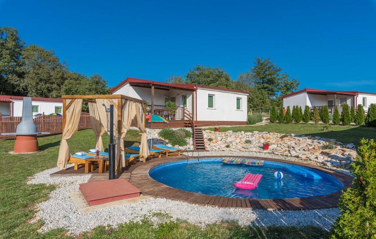 Holiday Park Village Jelovci Kringa Exteriör bild